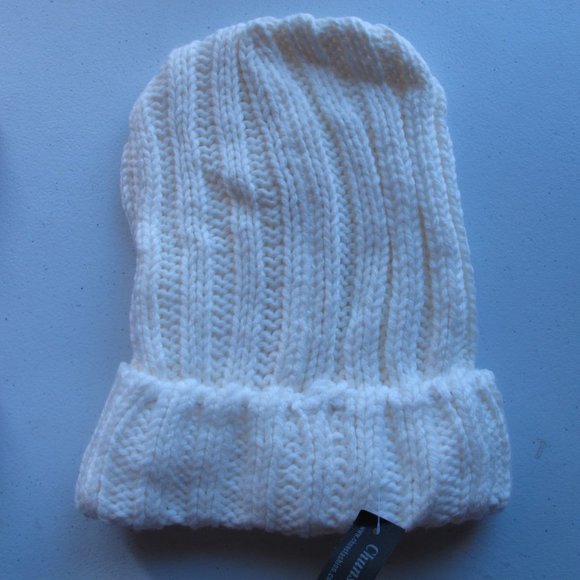 Luxury Soft Knitted Beanies White, Red and Pink  Your Choice!!!!! - Picture 3 of 4